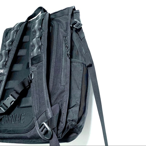 NWOT Chrome industries BLCKCHRM 22X Bravo - Picture 15 of 16